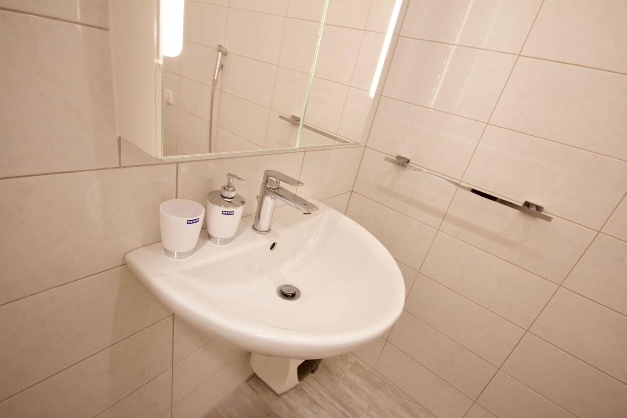 Albina Apartment Ljubljana Exteriör bild